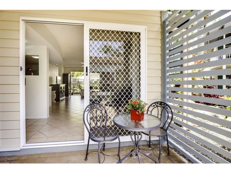 201/2 Keem Street, Trinity Beach QLD 4879