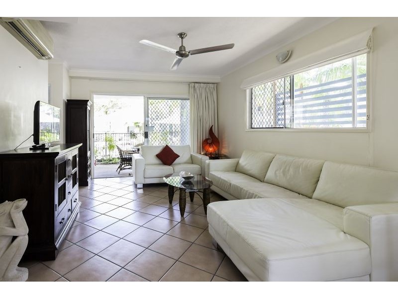 201/2 Keem Street, Trinity Beach QLD 4879