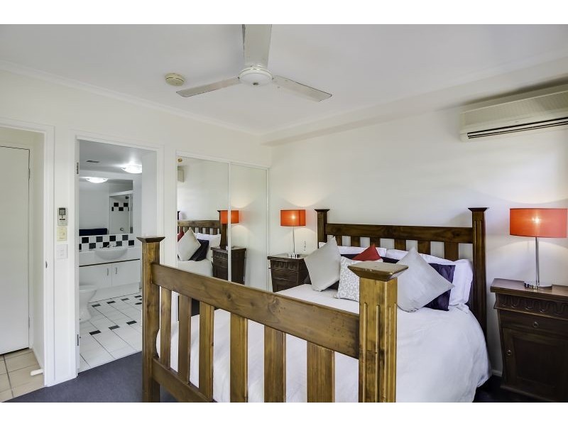201/2 Keem Street, Trinity Beach QLD 4879