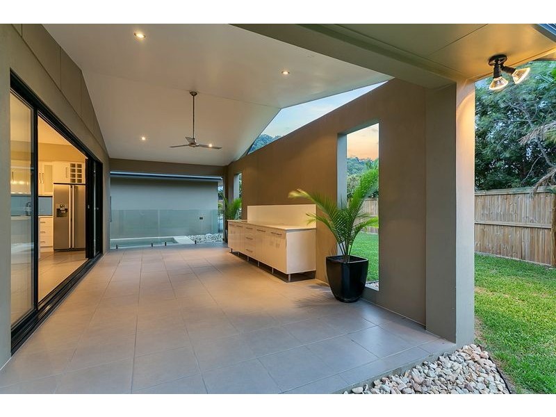 119 Roberts Drive, Trinity Beach QLD 4879