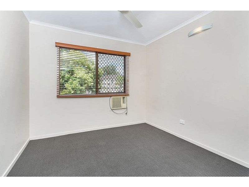 3/271 Lake Street, Cairns North QLD 4870