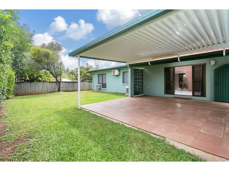 15 Carmel Close, Woree QLD 4868