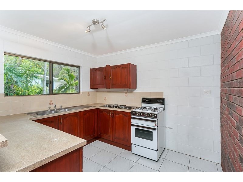 15 Carmel Close, Woree QLD 4868