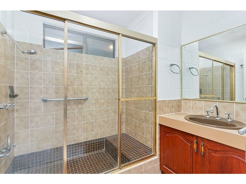 15 Carmel Close, Woree QLD 4868