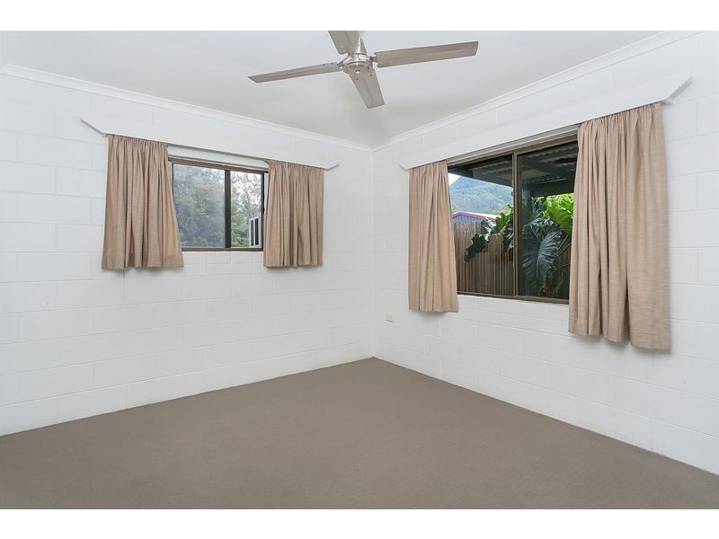 15 Carmel Close, Woree QLD 4868