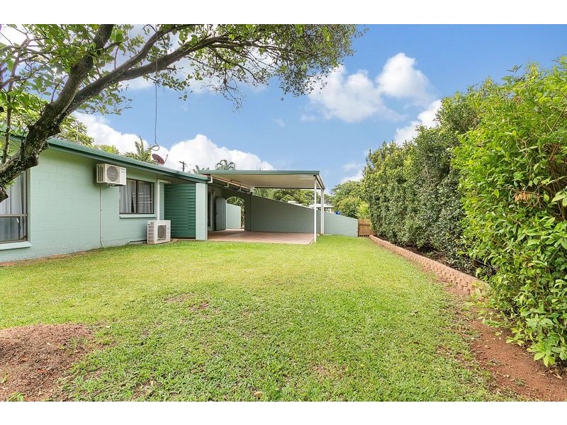 15 Carmel Close, Woree QLD 4868