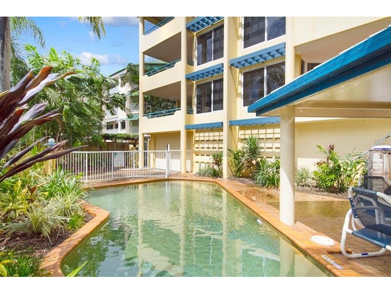 2/57 Vasey Esplanade, Trinity Beach QLD 4879