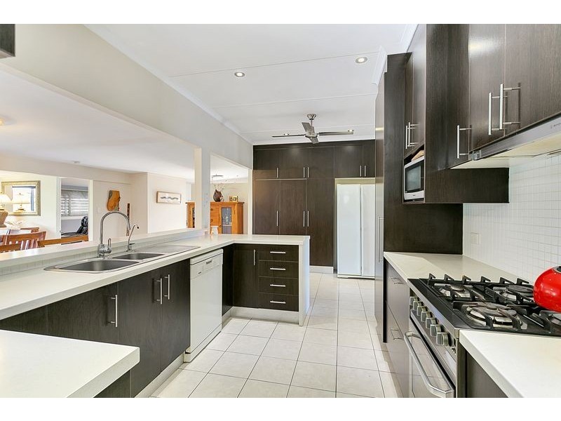 18 Mansfield St, Earlville QLD 4870