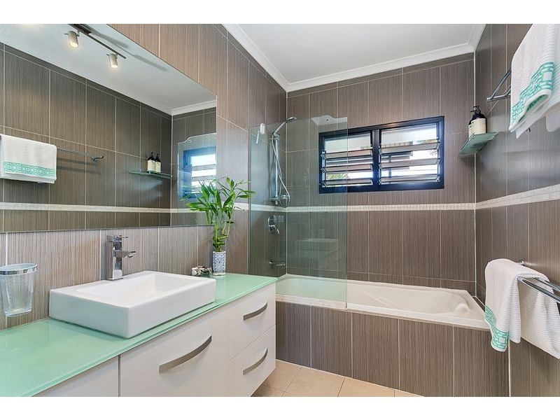 18 Mansfield St, Earlville QLD 4870