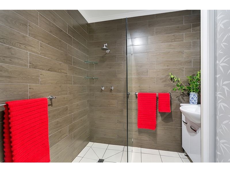 18 Mansfield St, Earlville QLD 4870