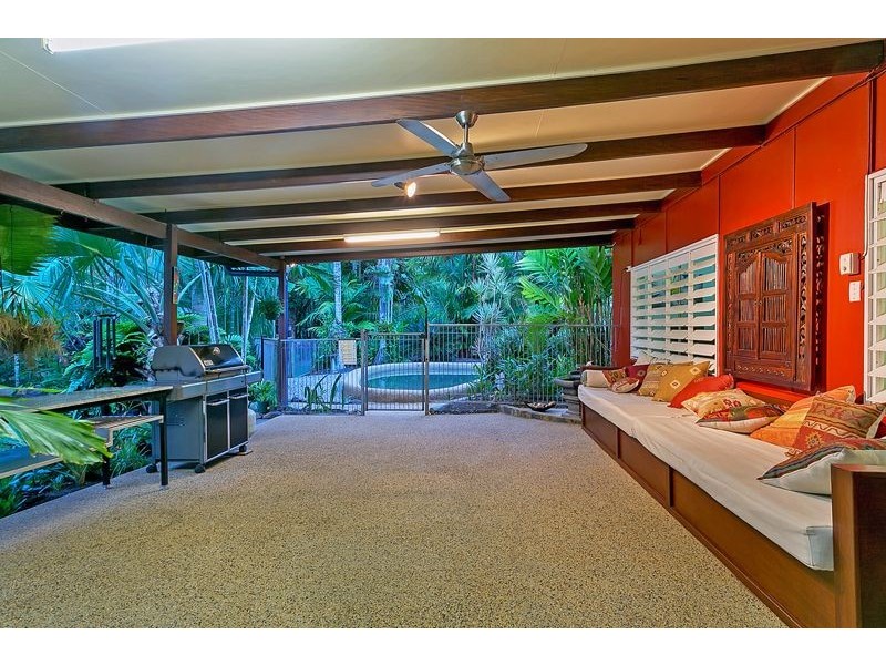 23 Fogarty Street, Whitfield QLD 4870