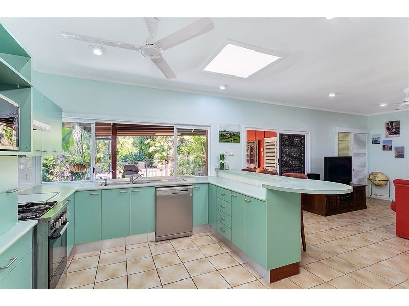 23 Fogarty Street, Whitfield QLD 4870