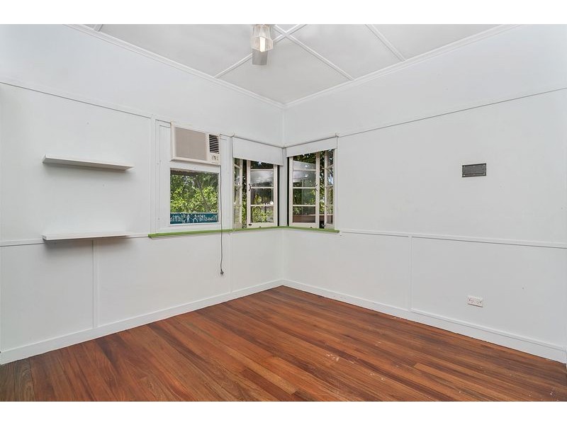 24 George Street, Earlville QLD 4870