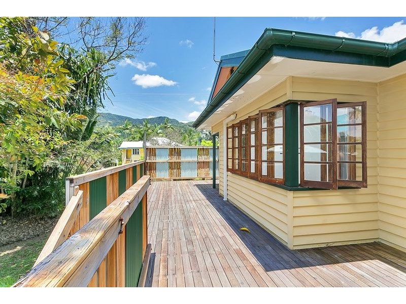 24 George Street, Earlville QLD 4870