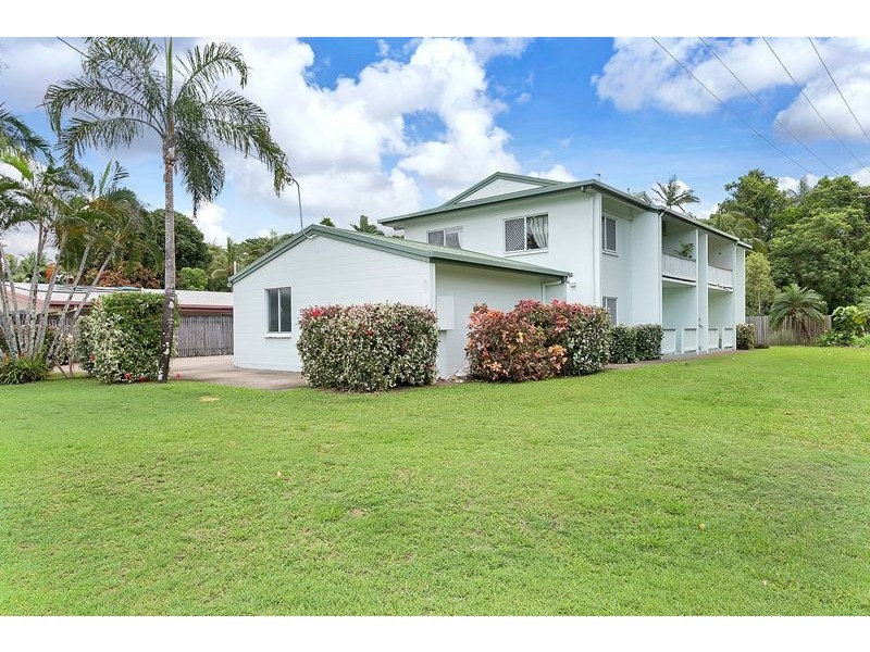 1/19 Dunn Street, Cairns North QLD 4870