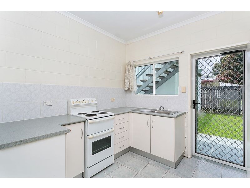 1/19 Dunn Street, Cairns North QLD 4870