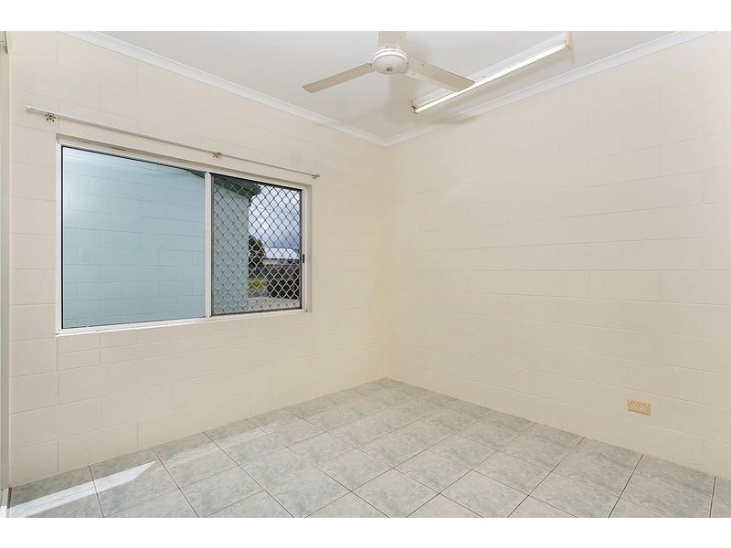 1/19 Dunn Street, Cairns North QLD 4870
