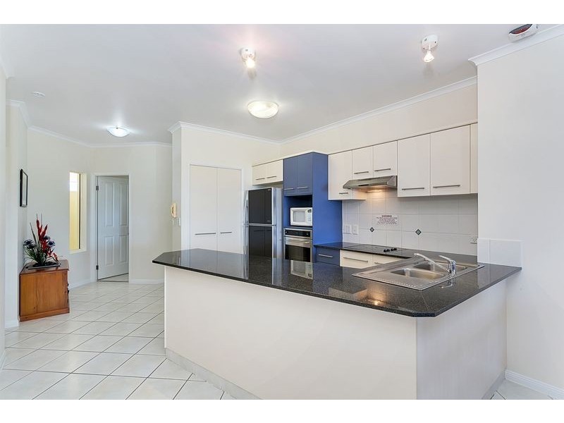 40/275 Esplanade, Cairns North QLD 4870