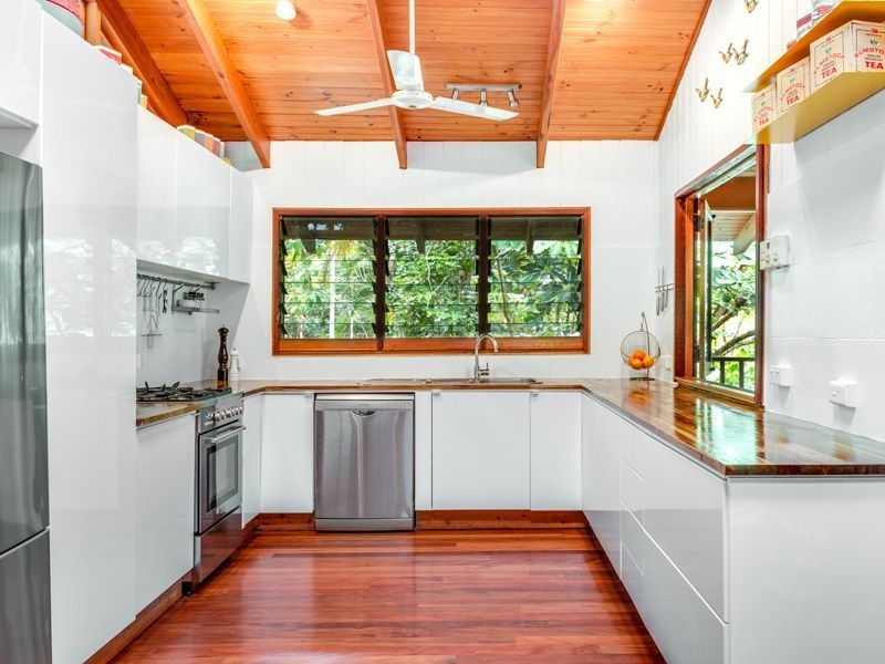 21 Cananga Close, Kamerunga QLD 4870