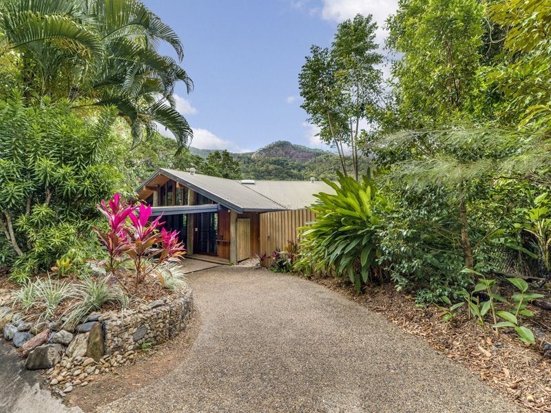 21 Cananga Close, Kamerunga QLD 4870