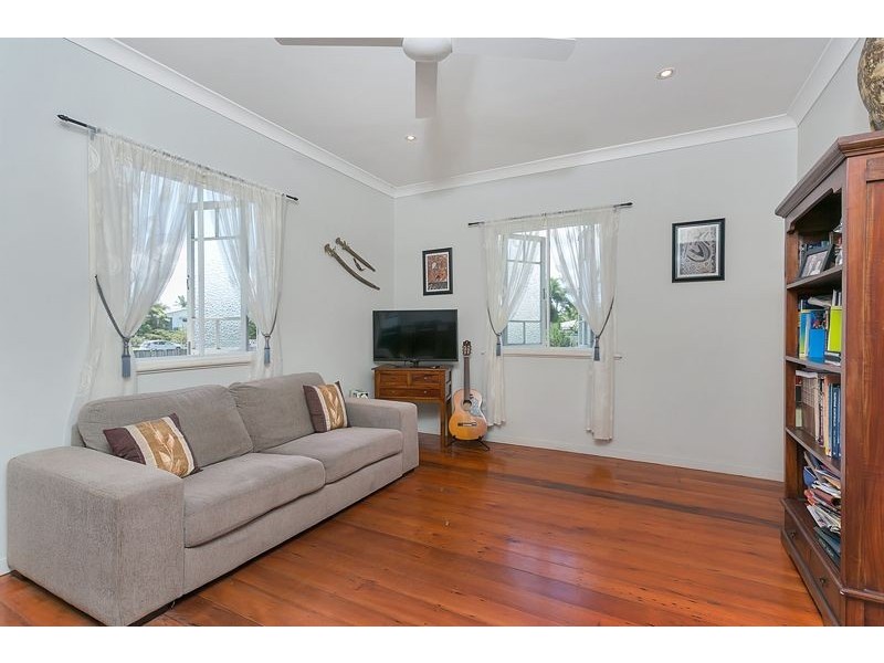 14 Gough Street, Manunda QLD 4870