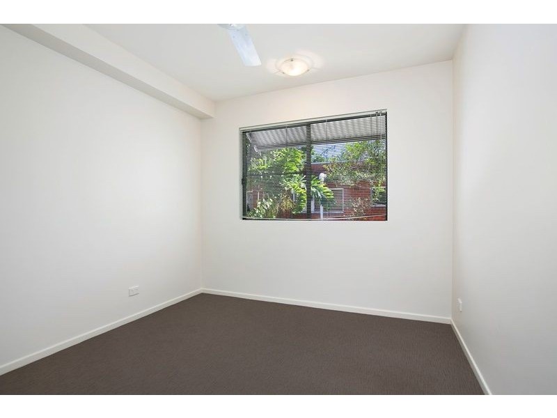 6/33 Digger Street, Cairns North QLD 4870