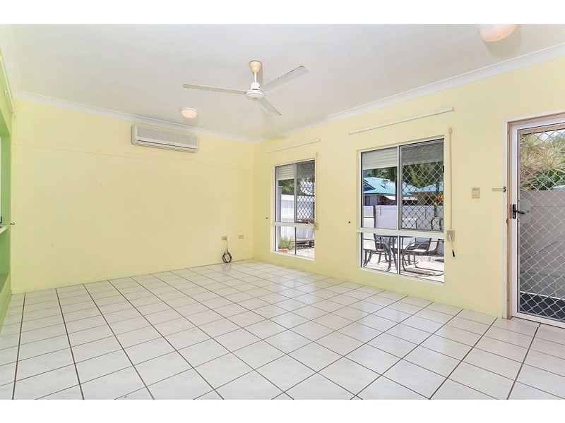 28 Dolphin Close, Kewarra Beach QLD 4879
