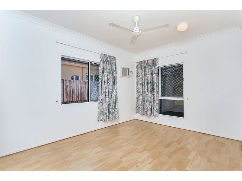 28 Dolphin Close, Kewarra Beach QLD 4879