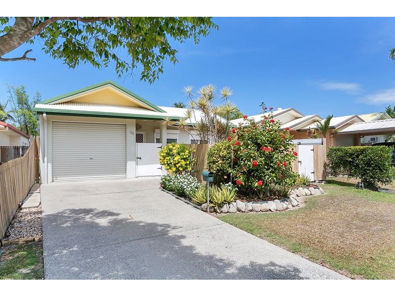 28 Dolphin Close, Kewarra Beach QLD 4879
