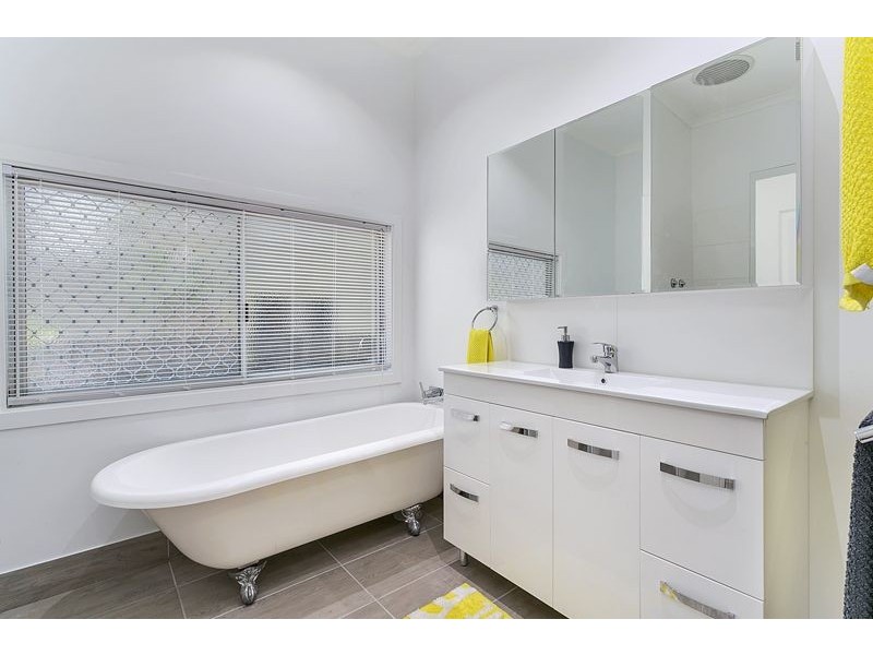 322 Draper Street, Parramatta Park QLD 4870