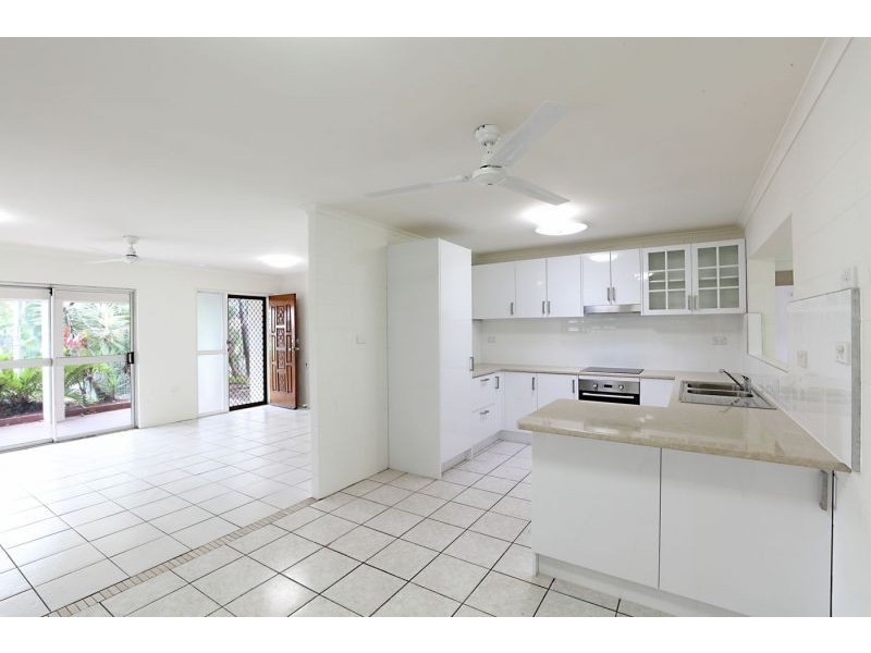 10 Mintaro Cres, Woree QLD 4868