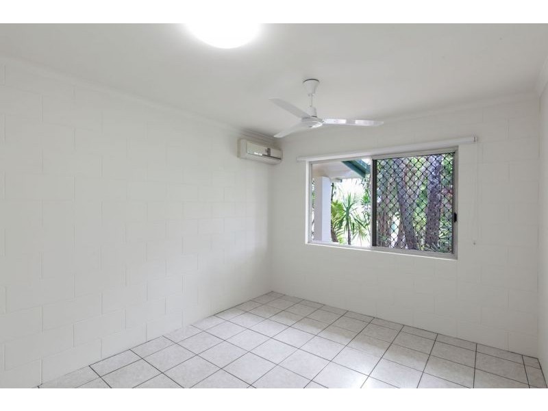 10 Mintaro Cres, Woree QLD 4868