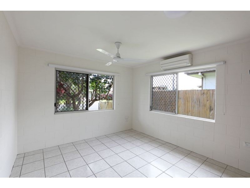 10 Mintaro Cres, Woree QLD 4868