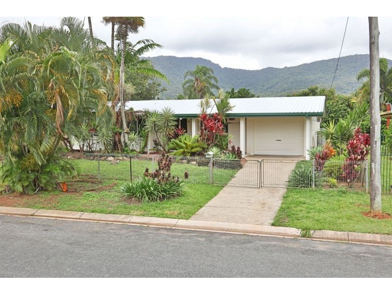 10 Mintaro Cres, Woree QLD 4868