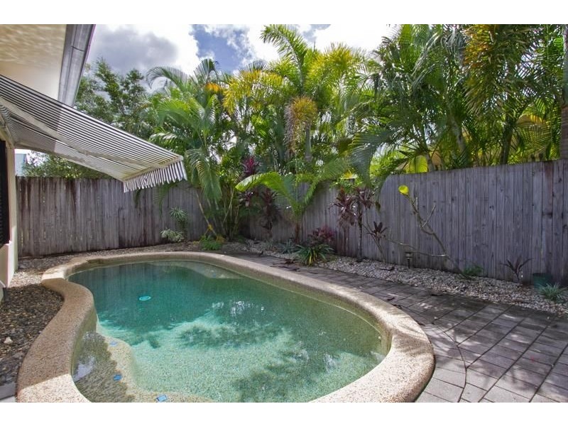 6 Kirra Close, Kewarra Beach QLD 4879