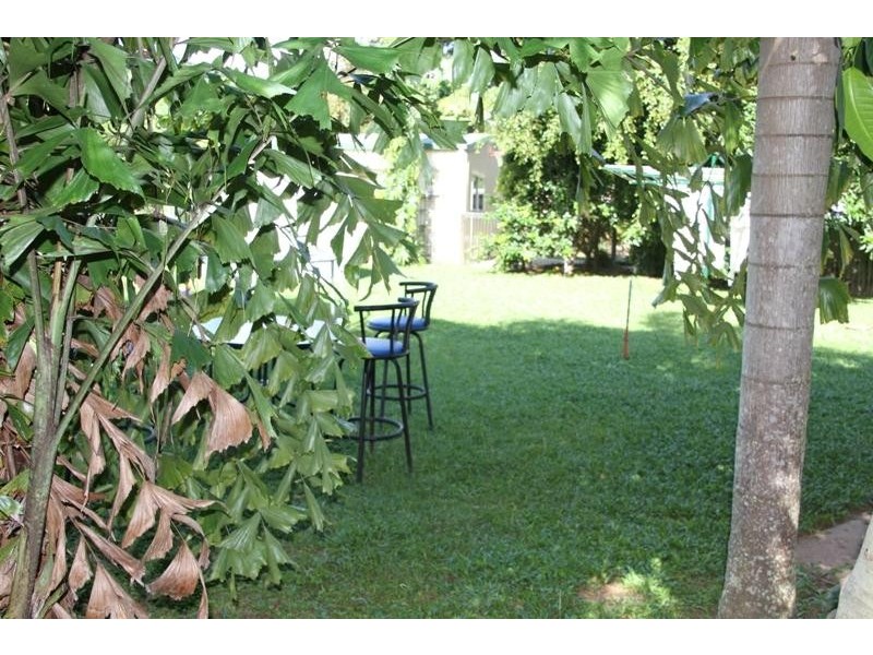 8 Ryan Close, Brinsmead QLD 4870