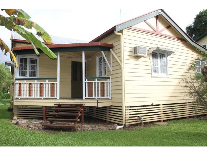 10/404 McCoombe St, Mooroobool QLD 4870
