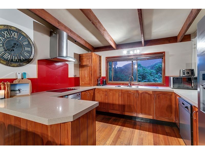 141 Sydney Street, Bayview Heights QLD 4868