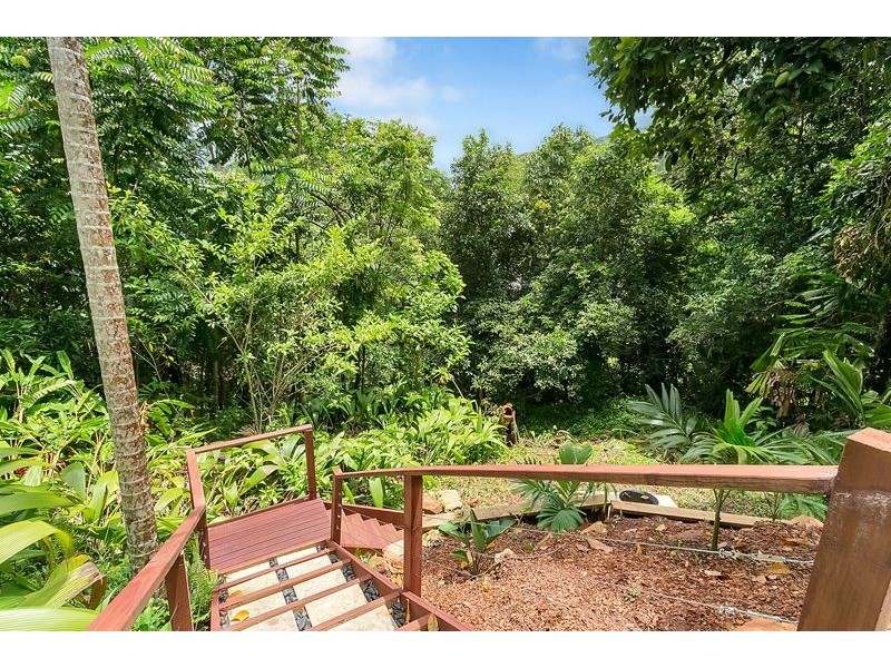 141 Sydney Street, Bayview Heights QLD 4868