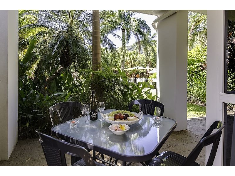 129/401 Coral Coast Drive, Palm Cove QLD 4879