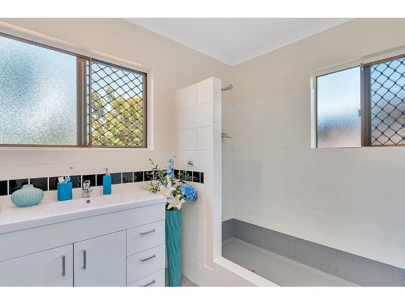50 Hollywood Boulevard, White Rock QLD 4868