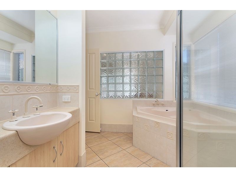 18 Sawpit Street, Mount Sheridan QLD 4868
