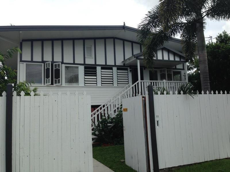 11 Ascot Avenue, Westcourt QLD 4870