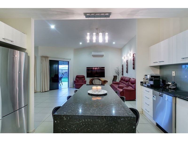 106 Fitzmaurice Drive, Bentley Park QLD 4869