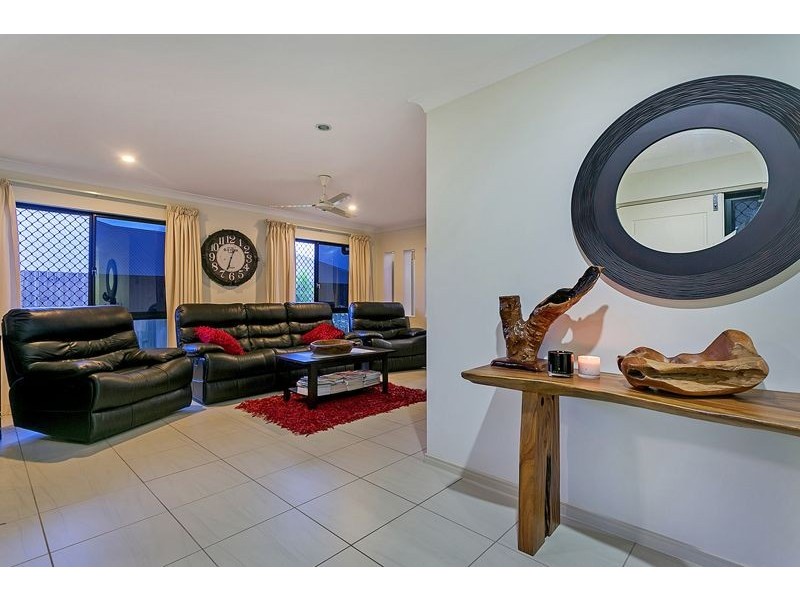 106 Fitzmaurice Drive, Bentley Park QLD 4869
