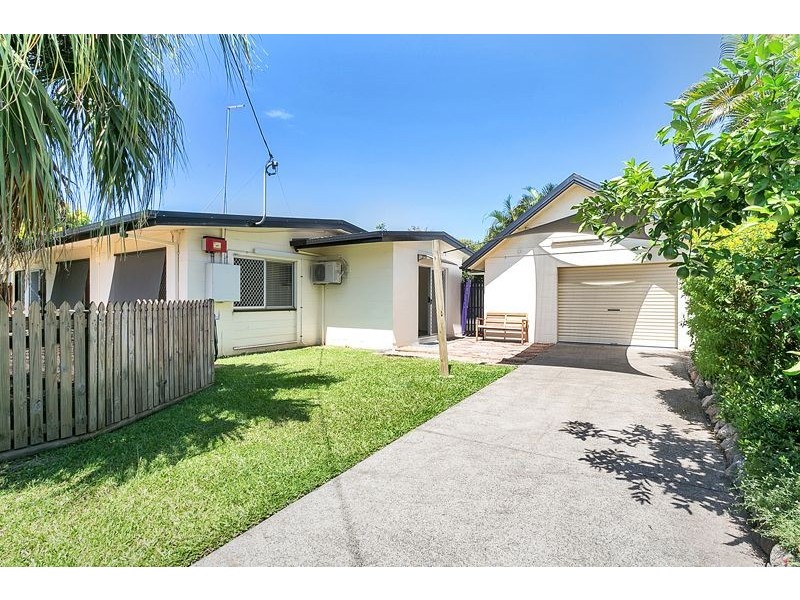 2/330-332 Mayers Street, Edge Hill QLD 4870