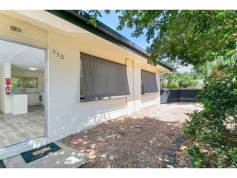 2/330-332 Mayers Street, Edge Hill QLD 4870