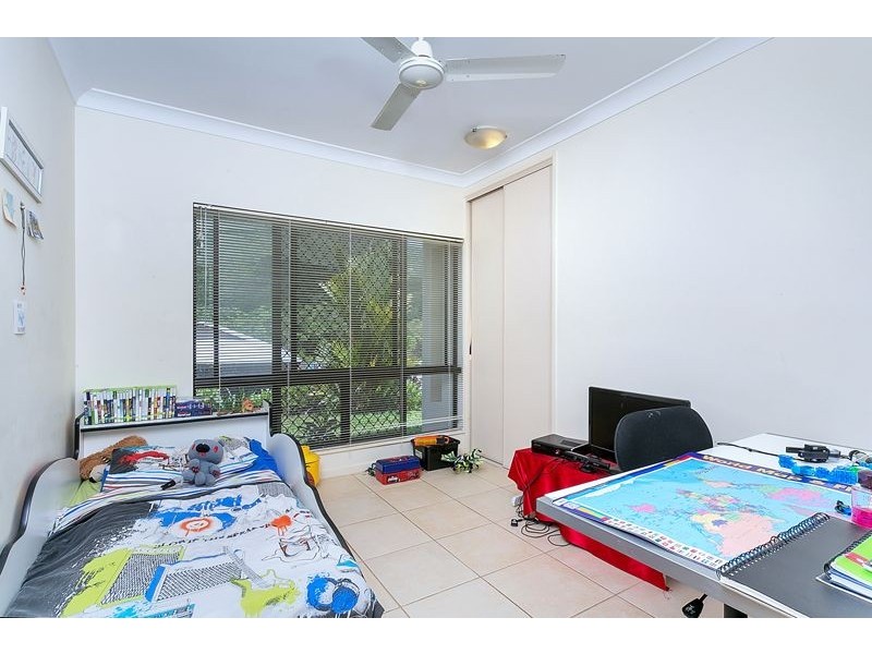 10 Ellie Banning Close, Redlynch QLD 4870