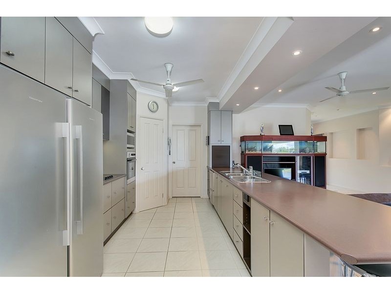 33 Mayflower Street, Mount Sheridan QLD 4868