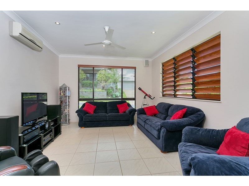 33 Mayflower Street, Mount Sheridan QLD 4868